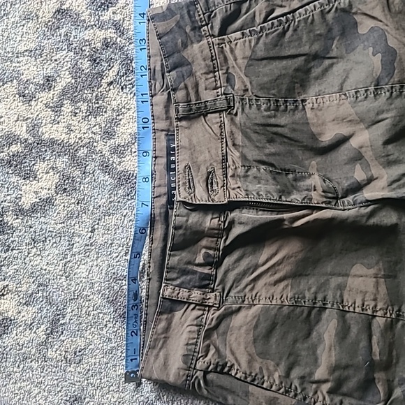 Camo Cargo Pants - Picture 5 of 5